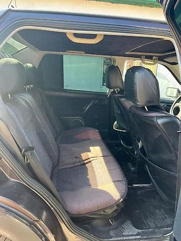 багаж венто: Volkswagen Vento: 1992 г., 2 л, Ручные, Седан — 9