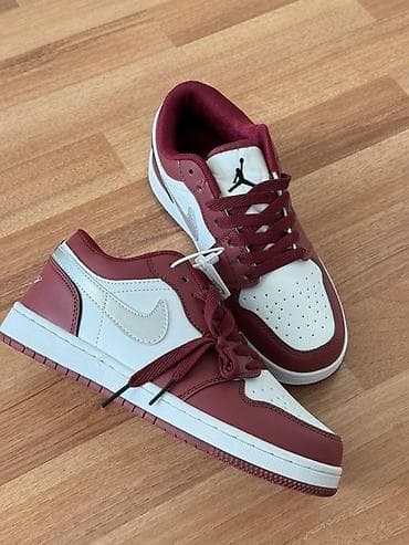 Кроссовки и спортивная обувь: Кроссовки, 37.5, Nike, Новый, цвет - Красный, Самовывоз, Платная доставка — 1