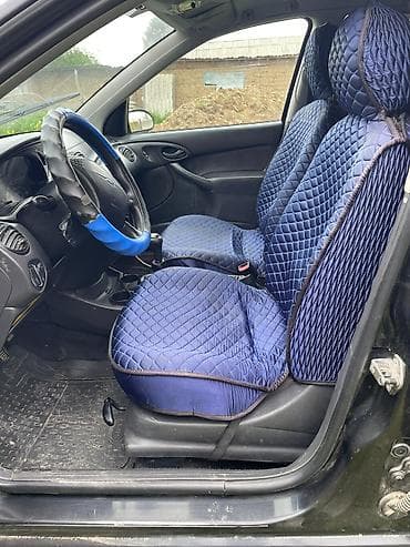 Транспорт: Ford Focus: 2001 г., 1.6 л, Механика, Бензин, Хэтчбэк — 8