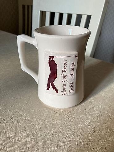 Эксклюзивная сувенирная керамическая кружка из гольфклуба Анталии