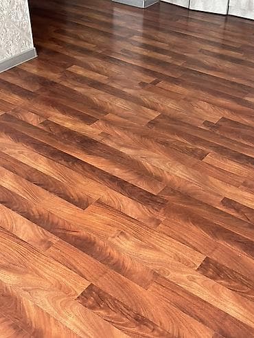 спасательный круг купить: Ламинат под дерево (тёплый орех/тик), классический рисунок с — 2