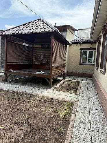 дача нива: Продаётся просторный частный дом с большим двором и навесом. Широкая — 4