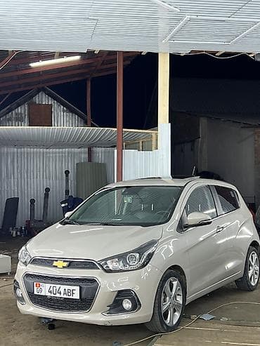 Chevrolet Spark: 2017 г., 1 л, Вариатор, Бензин, Кроссовер — 9