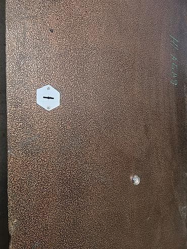 куплю делавой метал: Двери для домов и квартир, Металлическая, Одностворчатая, цвет - Коричневый — 3