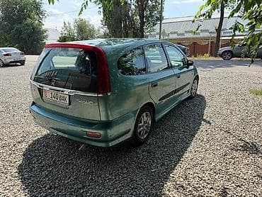 1 nz: Honda Stream: 2002 г., Механика, Универсал — 7