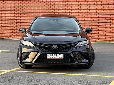 Продажа авто: Toyota Camry: 2019 г., Седан — 2