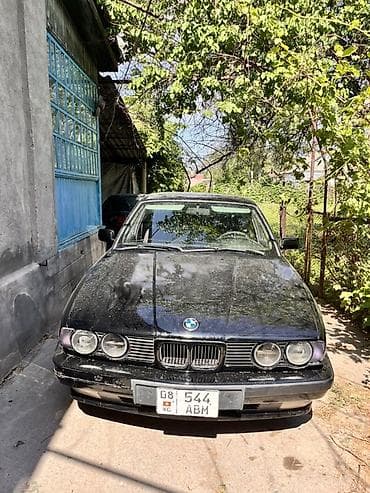 BMW 5 series: 1990 г., Седан