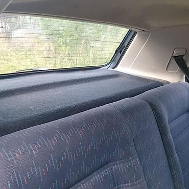 Продажа авто: Volkswagen Golf: 1993 г., 1.6 л, Механика, Бензин, Хэтчбэк — 4