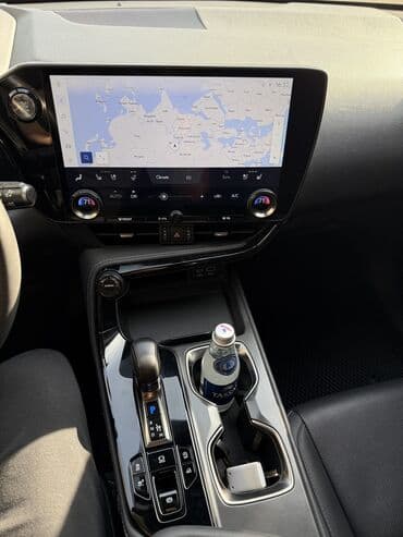 авто абмен: Lexus NX: 2023 г., 2.4 л, Автомат, Бензин, Внедорожник — 7