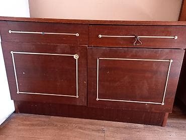 Кийимге кам көрүү жана сактоо: Шифоньер, Колдонулган, Түз, түсү - Күрөң — 2