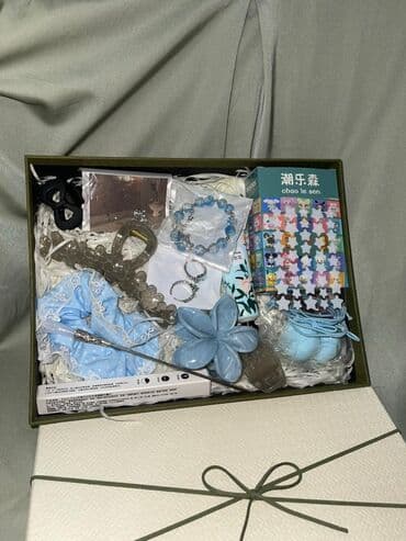 косметологический столик: Подарочные боксы с аксессуарами и милыми мелочами Что внутри (состав — 6