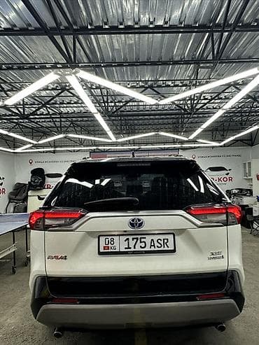 model x: Toyota RAV4: 2019 г., Гибрид, Кроссовер — 3