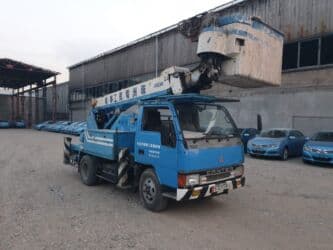 купить шипованную резину: Mitsubishi : 1993 г., 4.2 л, Механика, Дизель, Фургон — 8