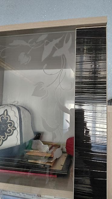 компьютерные столы со шкафом: Стенка-шкаф, Тип стенки-шкафа: Модульная, Для зала, Б/у, Особенности: С отделением под телевизор — 2