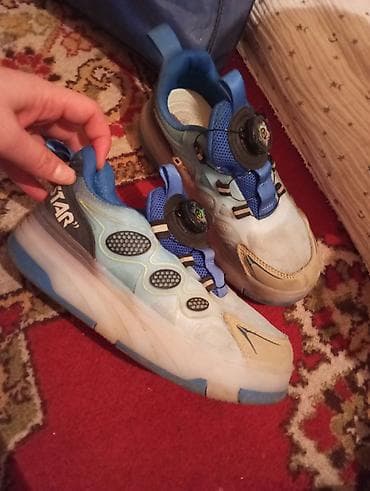 Платья: Размер 35. подошва светятся — 1