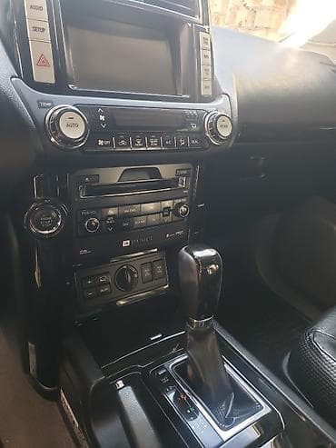 прадо 2010: Toyota Land Cruiser Prado: 2010 г., 4 л, Автомат, Бензин, Внедорожник — 2