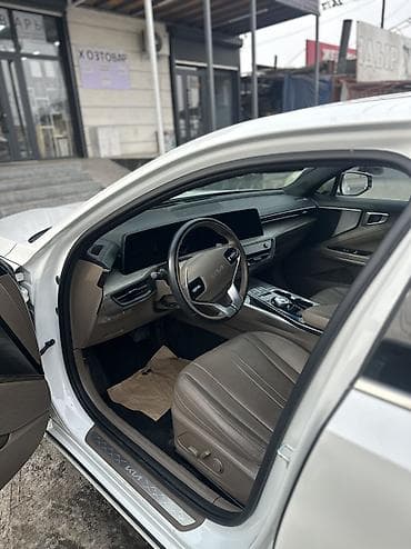 k 7: Kia K8: 2021 г., 1.6 л, Вариатор, Гибрид, Седан — 3