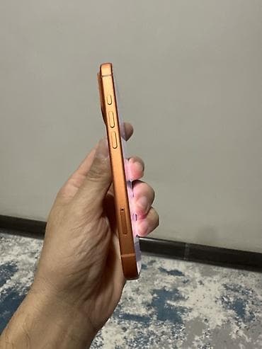 смарт часи: IPhone 17 Pro, Б/у, 256 ГБ, Оранжевый, Зарядное устройство, Защитное стекло, Чехол, 100 % — 4