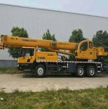 чехол для xs: Автокран, XCMG, 2020 г., от 30 м — 1