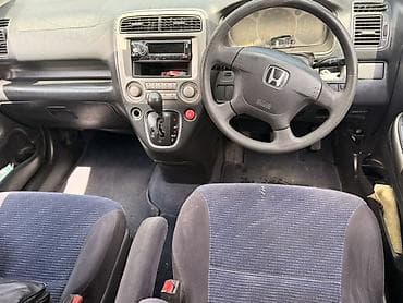 водный банан: Honda Stream: 2002 г., Автомат, Бензин, Минивэн — 4