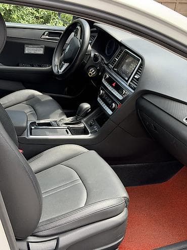 2 8: Hyundai Sonata: 2020 г., 2 л, Автомат — 5