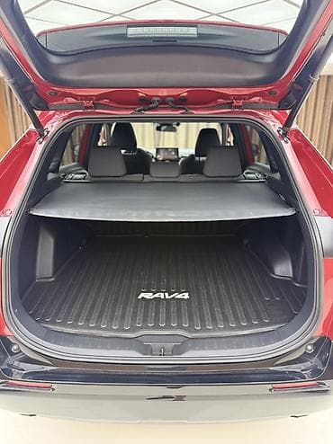 Продажа авто: Toyota RAV4: 2021 г., 2.5 л, Вариатор, Электромобиль, Кроссовер — 10
