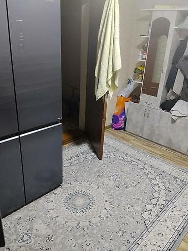 Дома: Продаётся жилой дом с двором и хозяйственными постройками. - — 4