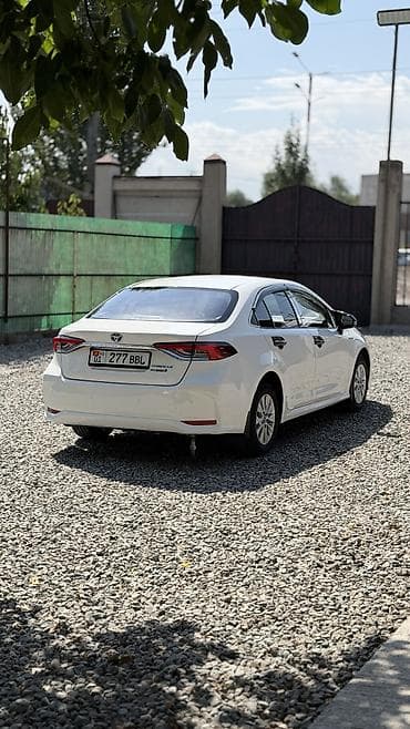 corolla e120: Toyota Corolla: 2022 г., 1.8 л, Вариатор, Гибрид, Седан — 9