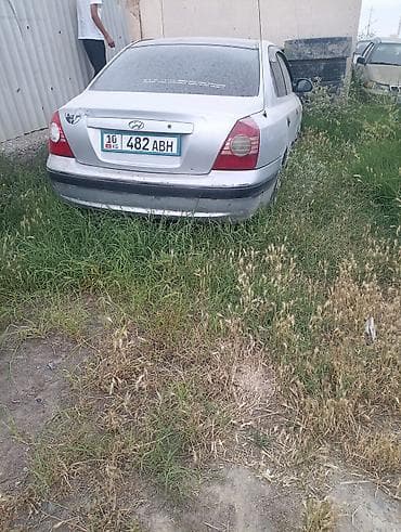kia rio 1: Hyundai Elantra седан, серебристый цвет, кузов поколения начала 2005 — 4