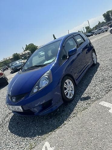 lexus 2001: Honda Fit: 2009 г., 1.5 л, Автомат, Бензин, Хэтчбэк — 1