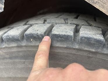 Унаа: Жүк ташуучу унаа, Mercedes-Benz, Дубль, 7 т, Колдонулган — 4