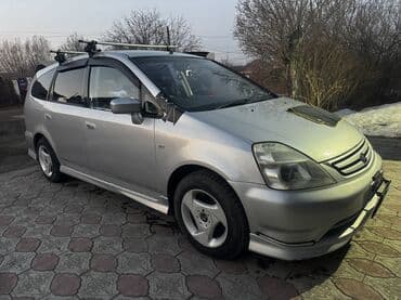 срочно продам авто в связи с переездом: Honda Stream: 2003 г., 1.7 л, Автомат, Бензиновая, Универсал — 1