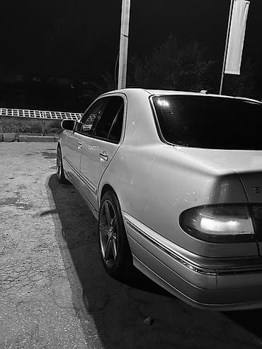 bye e5: Mercedes-Benz E-Class: 2002 г., 3.2 л, Автомат, Бензин, Седан — 1