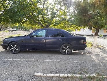 neta gt: Mercedes-Benz E-Class: 1996 г., 2.2 л, Автомат, Дизель, Седан — 1