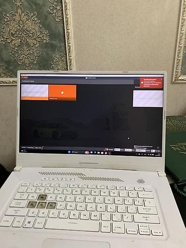 Игровой/творческий ноутбук ASUS белого цвета Asus Tuf DASH Corai 7 — 1