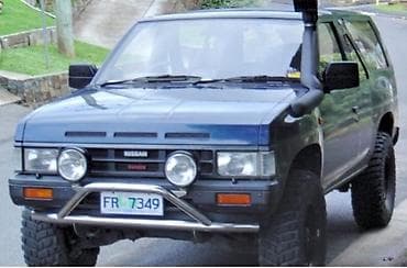 запчасти ниссан террано 1: Решетка Nissan terrano 1 новая тайвань фары габариты — 2