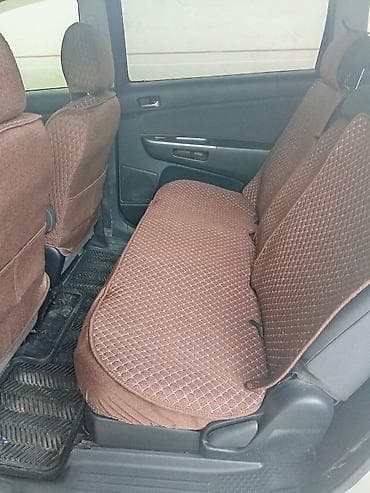 Toyota WISH: 2003 г., 1.8 л, Автомат, Бензин, Вэн/Минивэн — 10