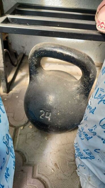 настольные теннисные ракетки: Гиря весом 24 кг СССР. Подходит для силовых тренировок, развития — 1