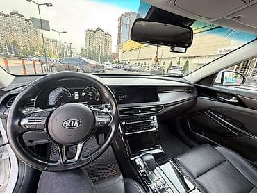 2020: Kia Cadenza: 2020 г., Седан — 5
