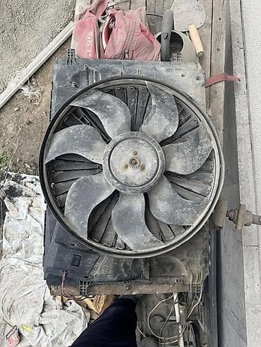 Автозапчасти: Вентилятор Mercedes-Benz — 1