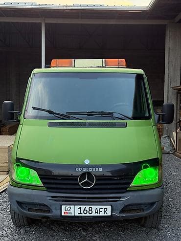 Унаа: Жүк ташуучу унаа, Mercedes-Benz, Колдонулган — 1