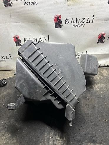 progres: Корпус воздушного фильтра KIA K7 YG L6DB 2016 (б/у) — 2