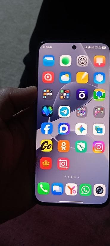 iphone 14 plus: Infinix Hot 6 Pro, цвет - Черный — 5