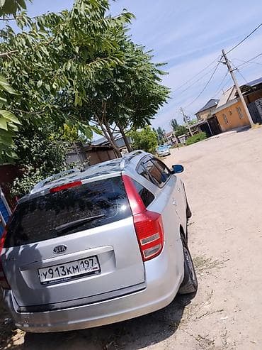 Kia Ceed: 2010 г., 1.6 л, Автомат, Бензин, Универсал — 3