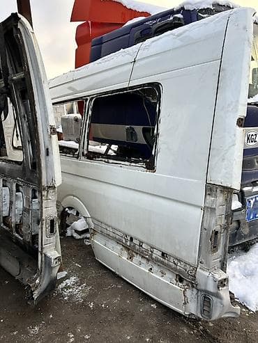 Автозапчасти: Боковые стенки кузова для микроавтобуса Mercedes-Benz Sprinter W906 — 1