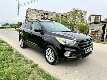 escape: Ford Escape: 2018 г. — 5
