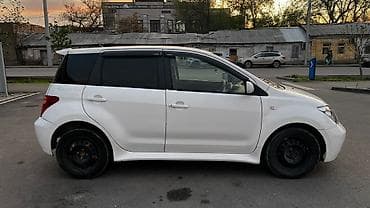 rav4 1996: Toyota Ist: 2002 г., 1.3 л, Автомат, Бензин, Хэтчбэк — 5