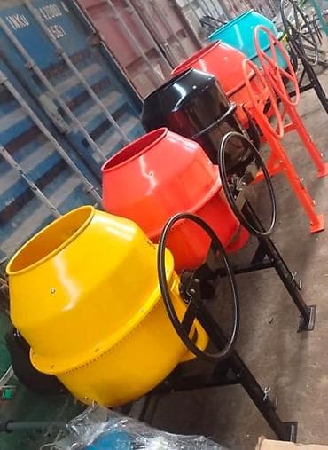 Бетономешалка Гравитационная, Малая (менее 150 л)