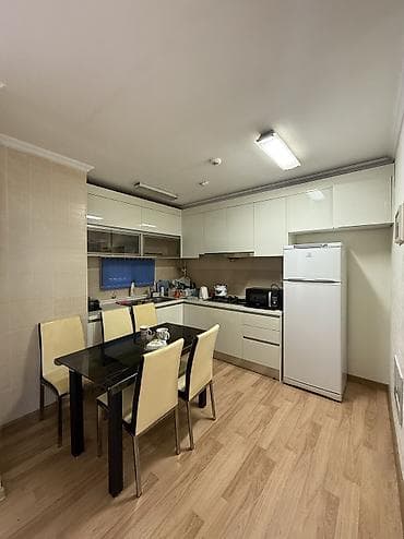 только нал: 2 комнаты, 54 м², Элитка, 15 этаж, Евроремонт — 1