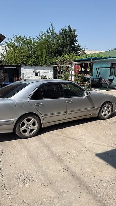 мерис 124: Mercedes-Benz E-Class: 2001 г., 2.4 л, Автомат, Бензин, Седан — 3